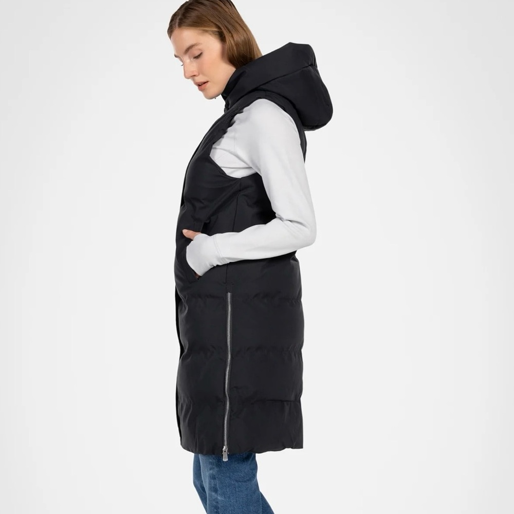 Kyodan Black Hooded Puffer Vest